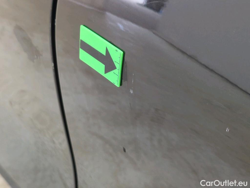  Bmw  Serie 3 2.0 330e xDrive Advantage AT #18