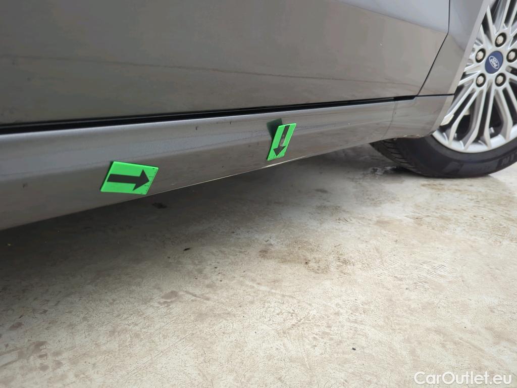  Ford  Mondeo 2.0 Hybrid Titanium ECVT #15