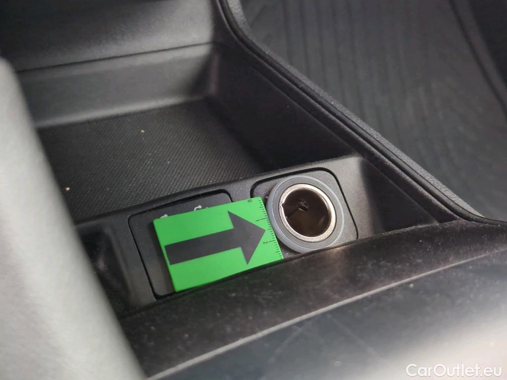  Ford  Mondeo 2.0 Hybrid Titanium ECVT #20