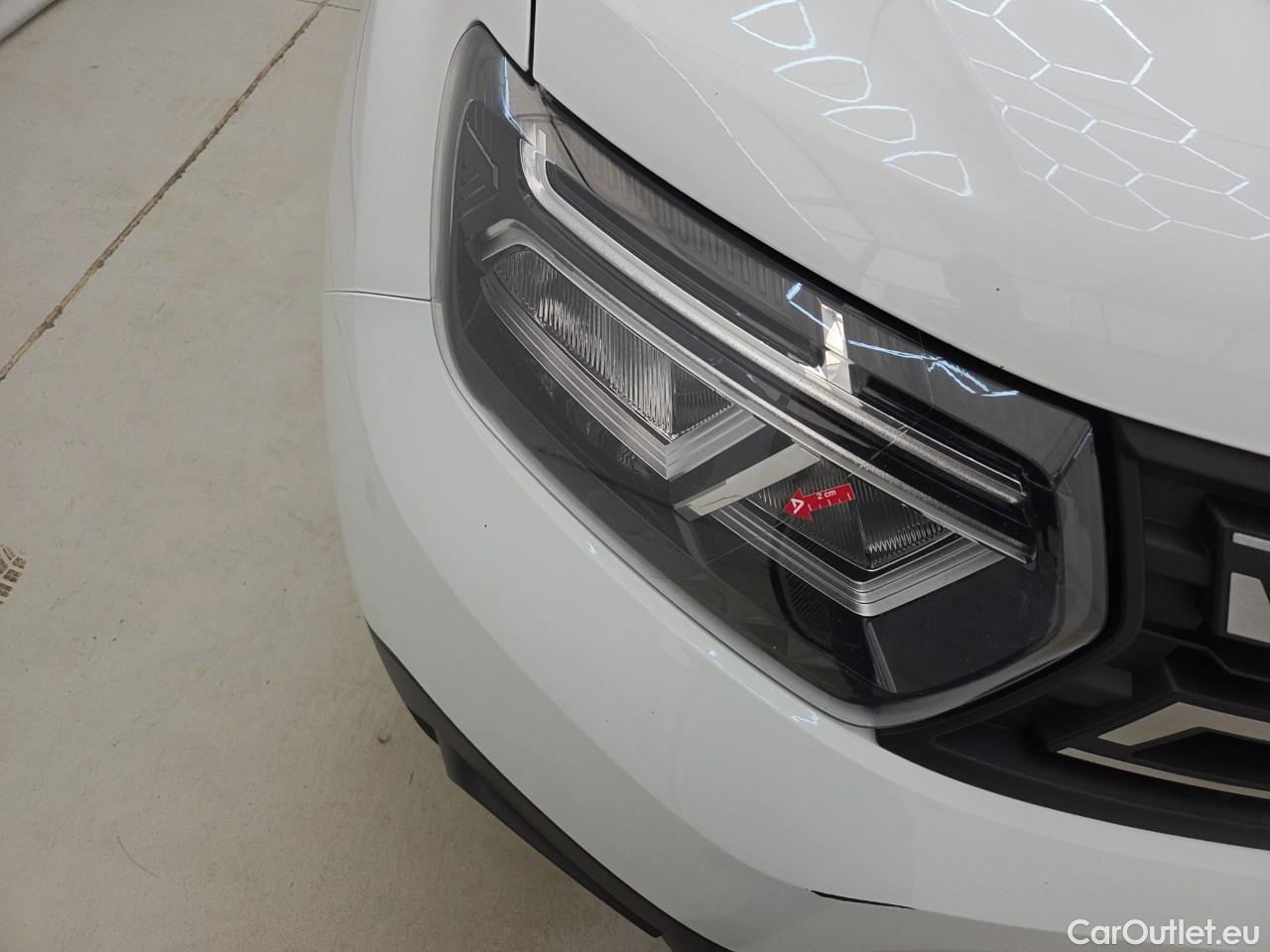  Dacia  Duster 1.5 Blue dCi 115CP Comfort 4WD #11