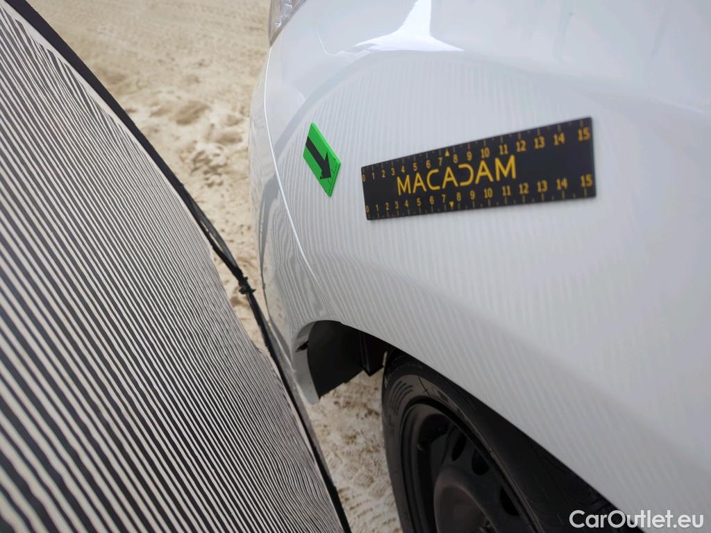  Dacia  Logan 1.5 Blue dCi 95CP Laureate #48