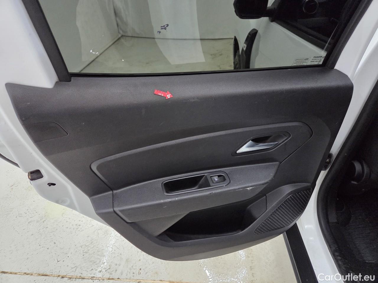  Dacia  Duster 1.5 Blue dCi 115CP Comfort 4WD #84