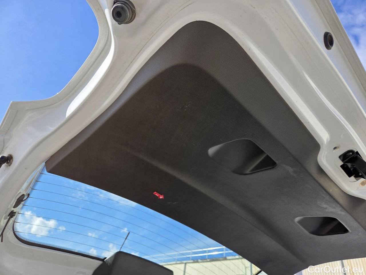  Dacia  Duster 1.5 Blue dCi 115CP Comfort 4WD #50