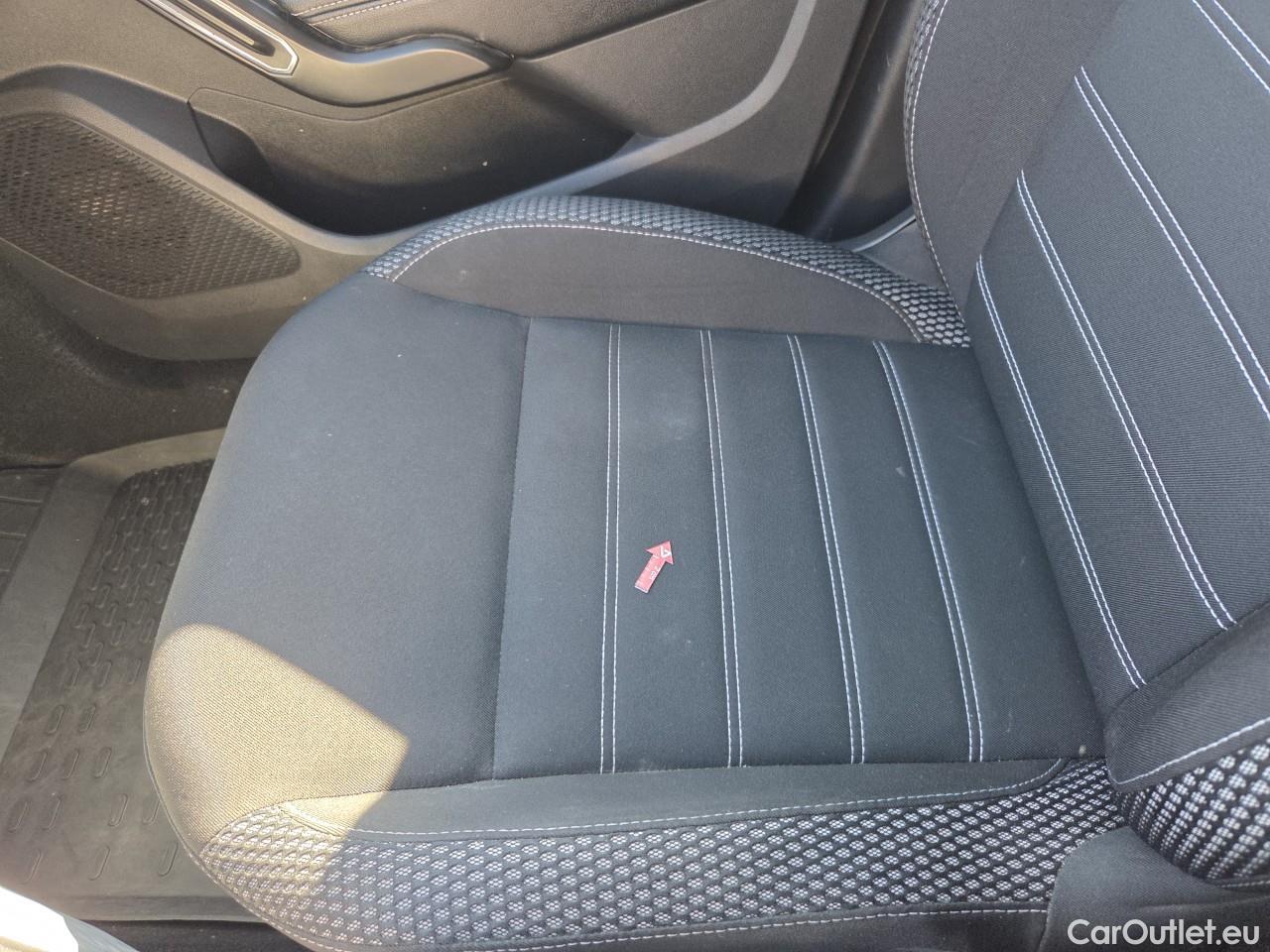  Dacia  Duster 1.5 Blue dCi 115 Prestige 4WD #8