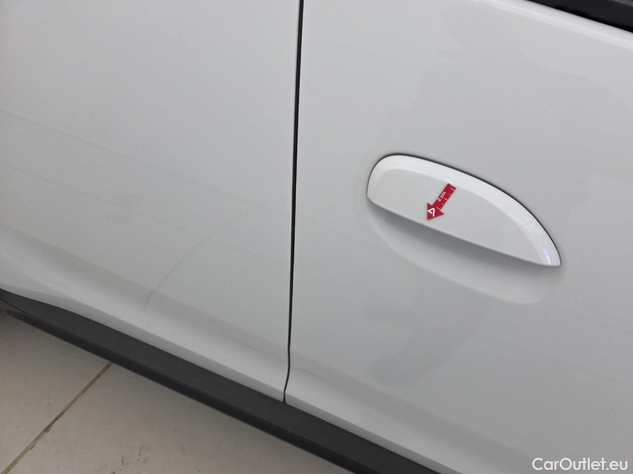  Dacia  Duster 1.5 Blue dCi 115CP Comfort 4WD #24