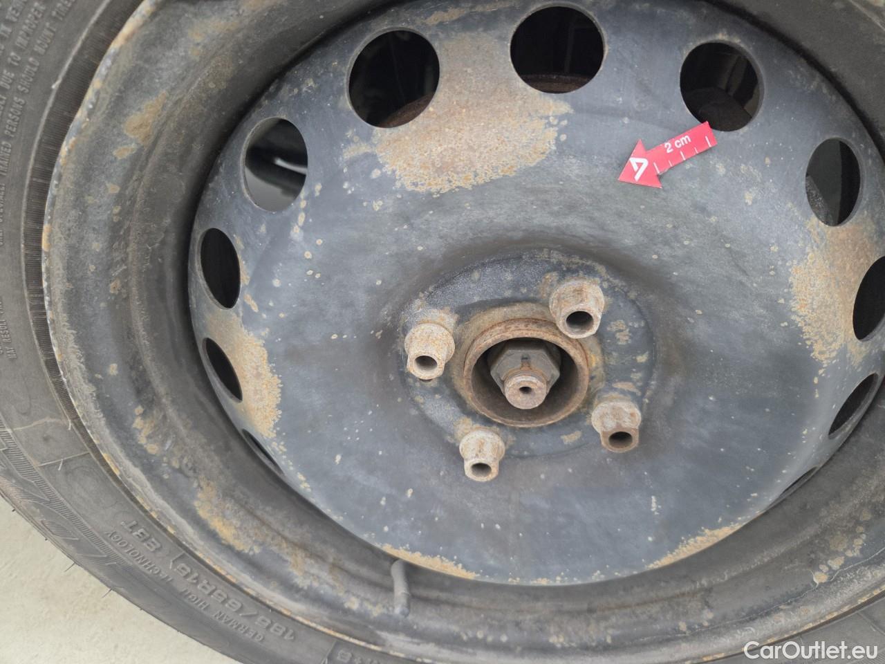  Dacia  Logan 1.5 Blue dCi 95CP Laureate #29