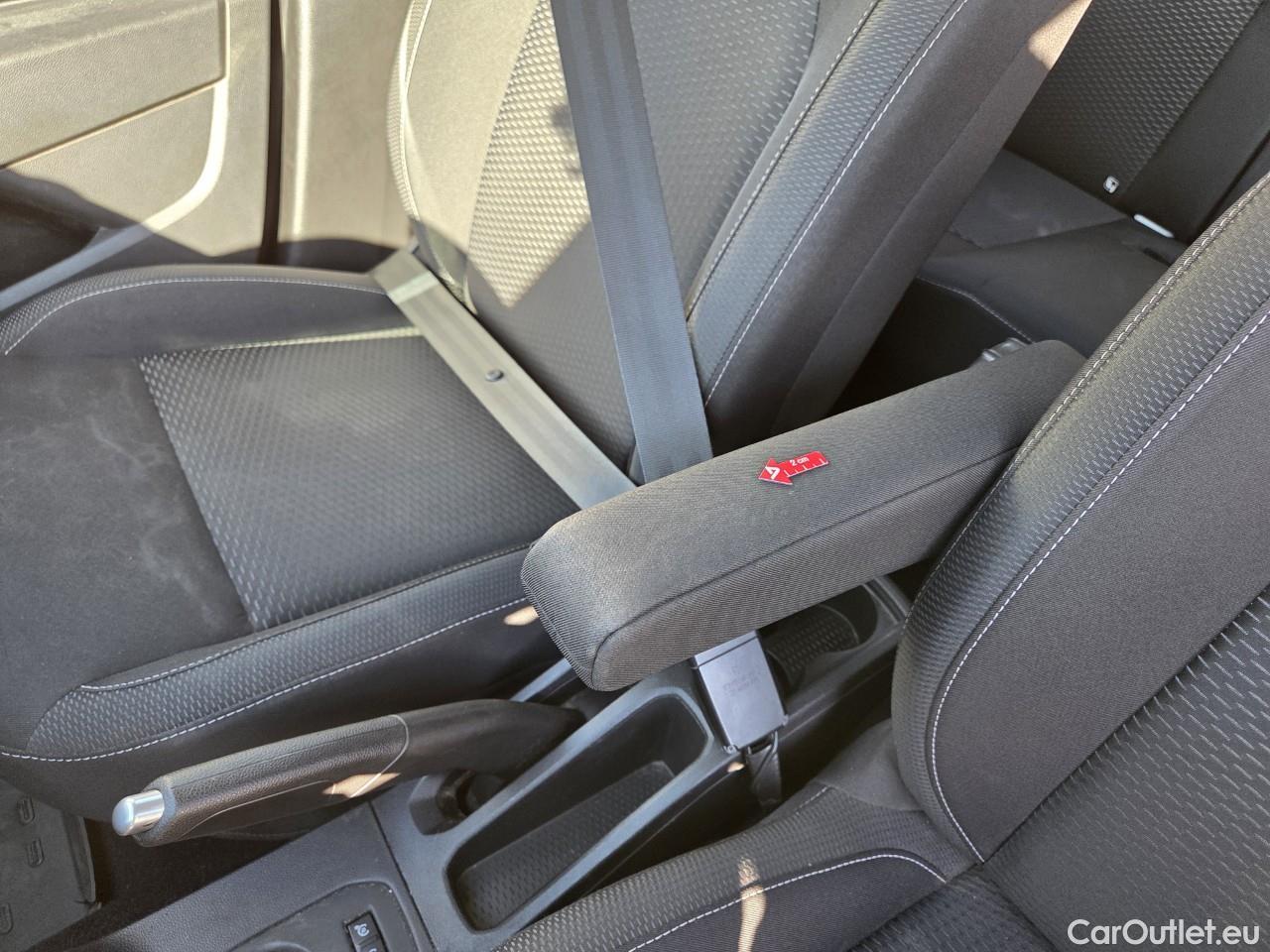  Dacia  Duster 1.5 Blue dCi 115CP Comfort 4WD #36