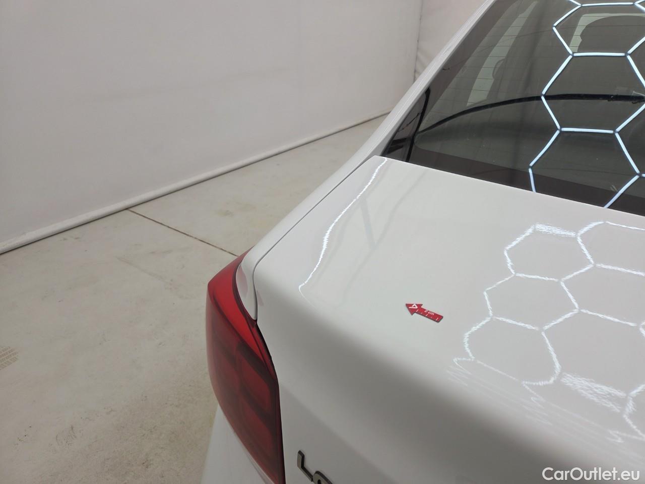  Dacia  Logan 1.5 Blue dCi 95CP Laureate #52