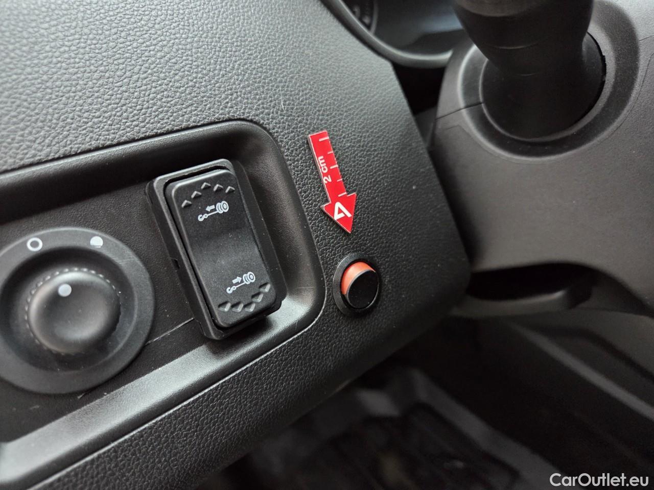  Dacia  Duster 1.5 Blue dCi 115CP Comfort 4WD #65