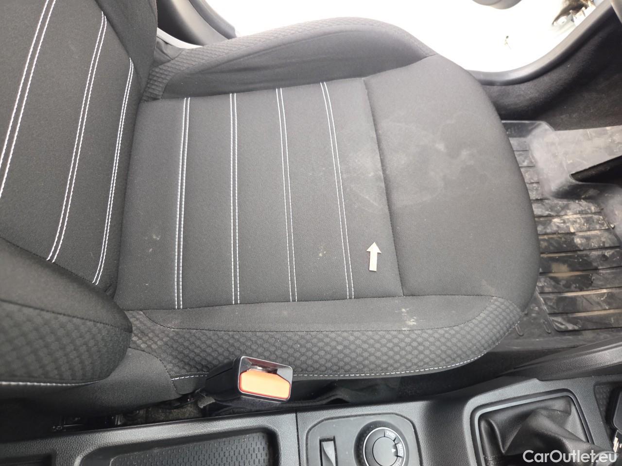  Dacia  Duster 1.5 Blue dCi 115CP Comfort 4WD #40