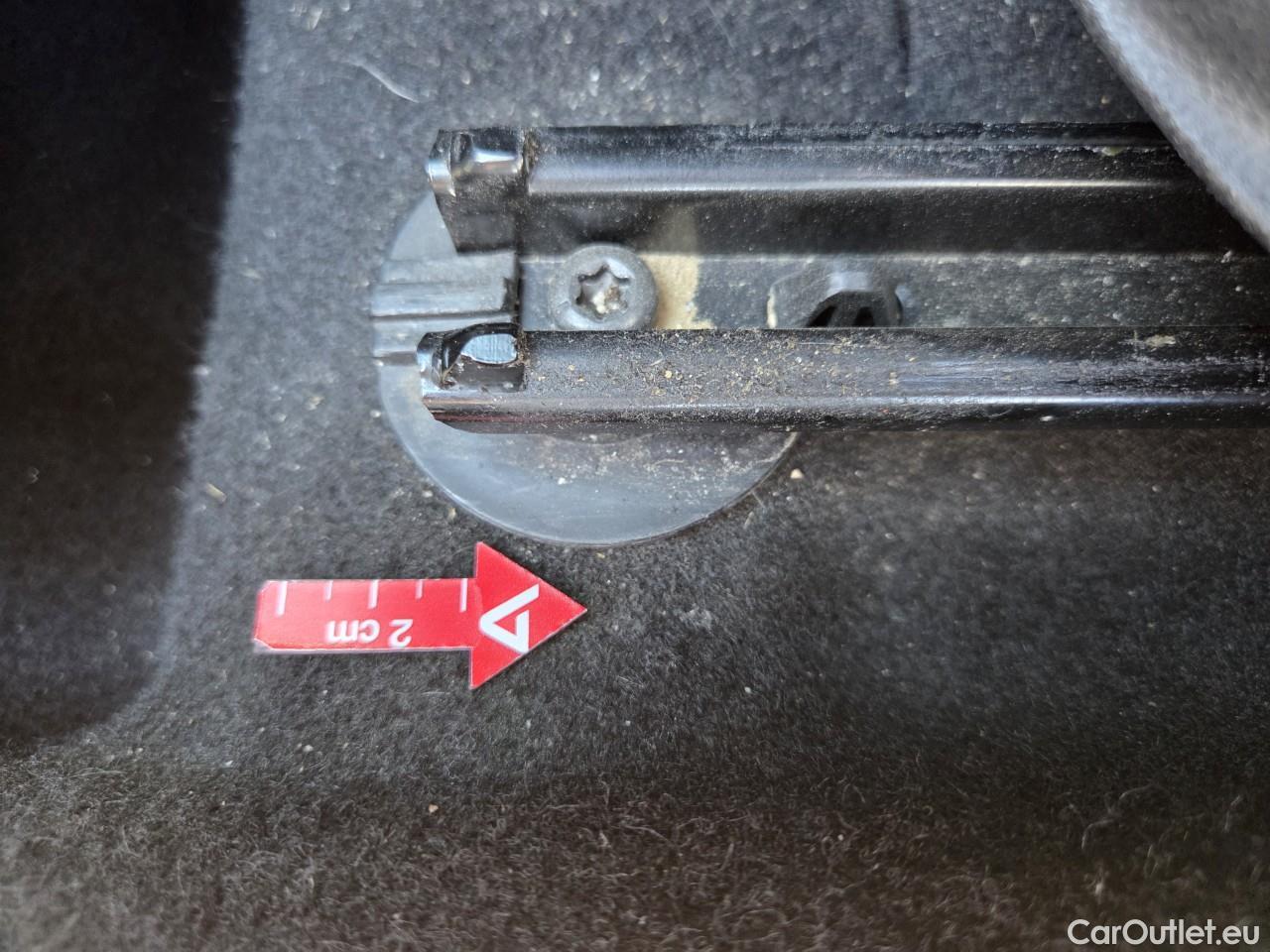  Dacia  Duster 1.5 Blue dCi 115CP Comfort 4WD #32