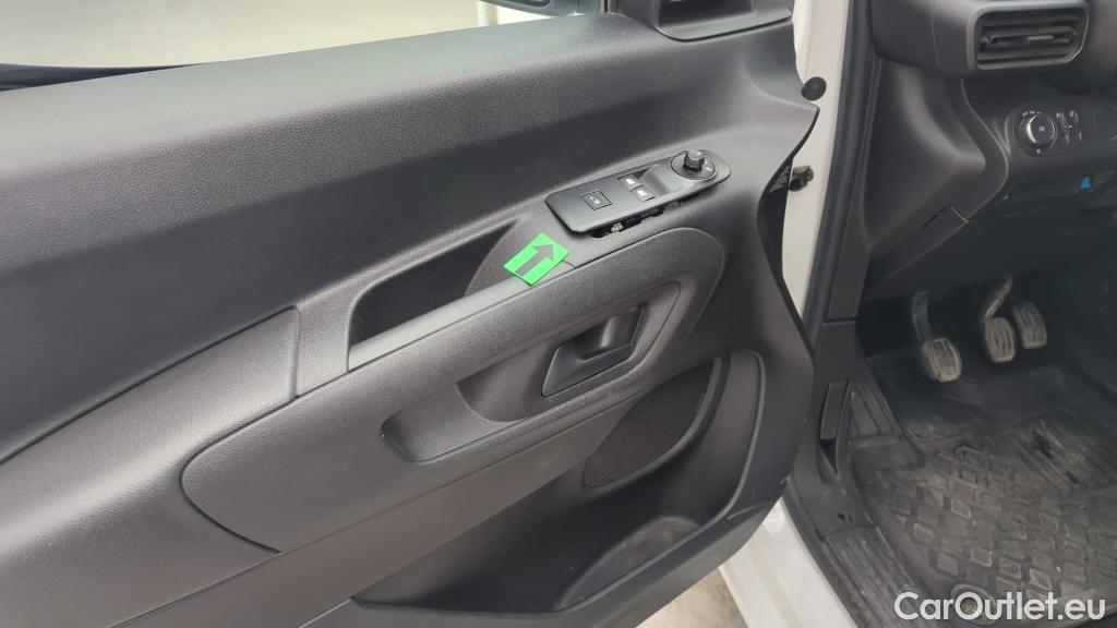  Opel  Combo D15DT 100HP MT5 Enjoy L2H1 incr #15