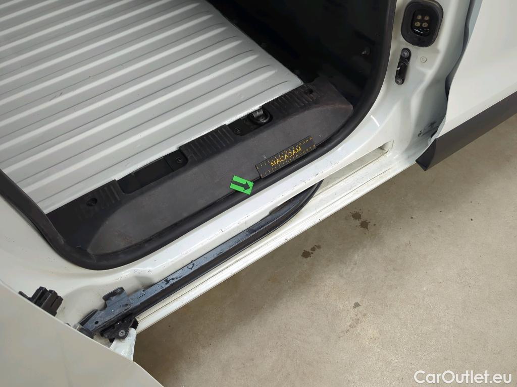  Renault  EXPRESS 1.5 Blue dCi 95CP Confort #33