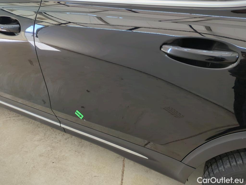  Mercedes  GLB  200 #35