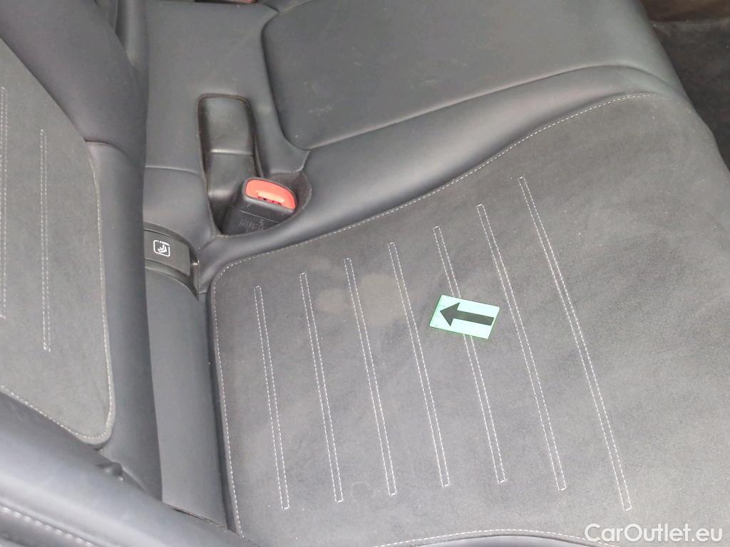  Mercedes  C-Klasse C 300 4MATIC #32