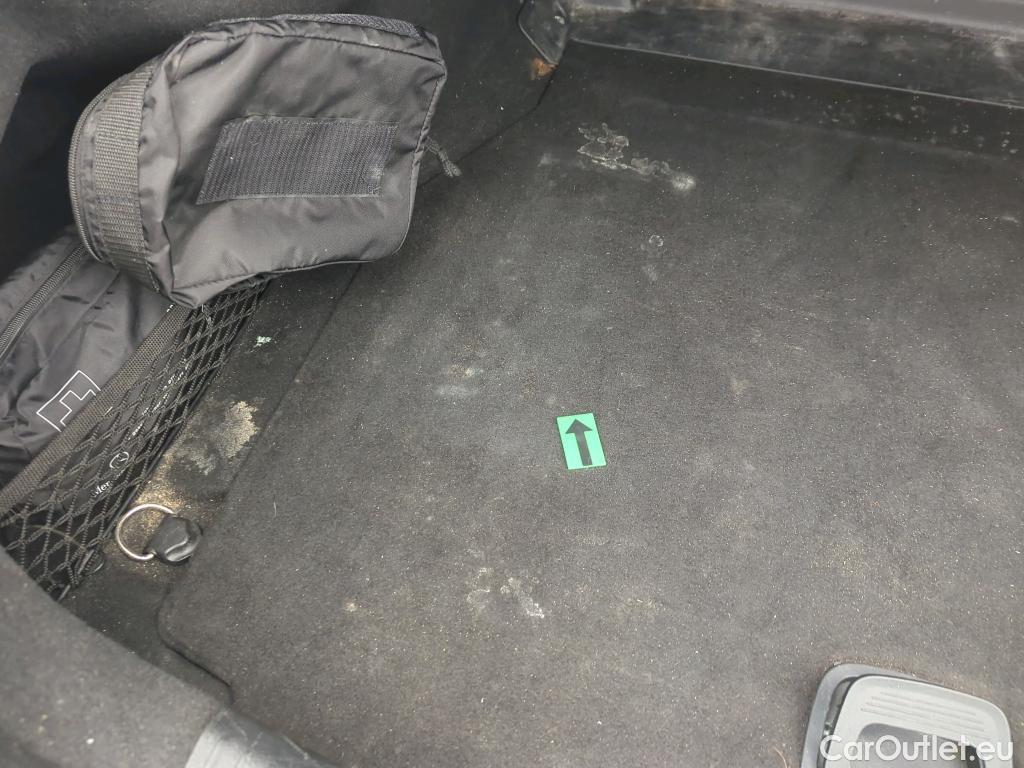  Mercedes  C-Klasse C 300 4MATIC #30