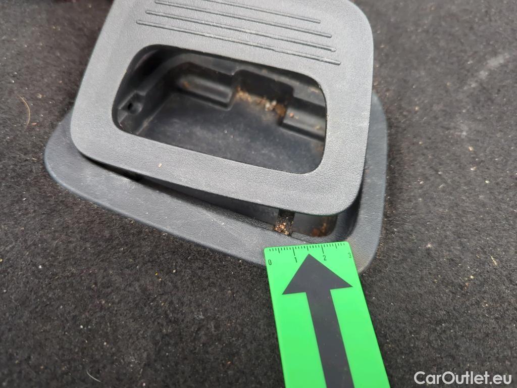  Mercedes  C-Klasse C 300 4MATIC #14