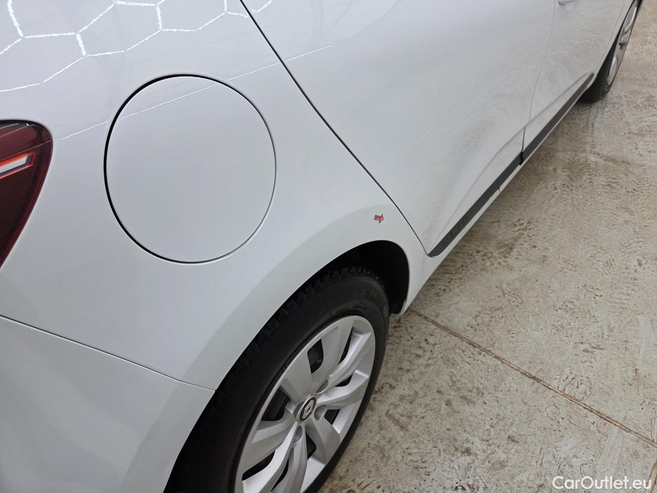  Renault  Clio 1.0 TCe 90CP Life #28