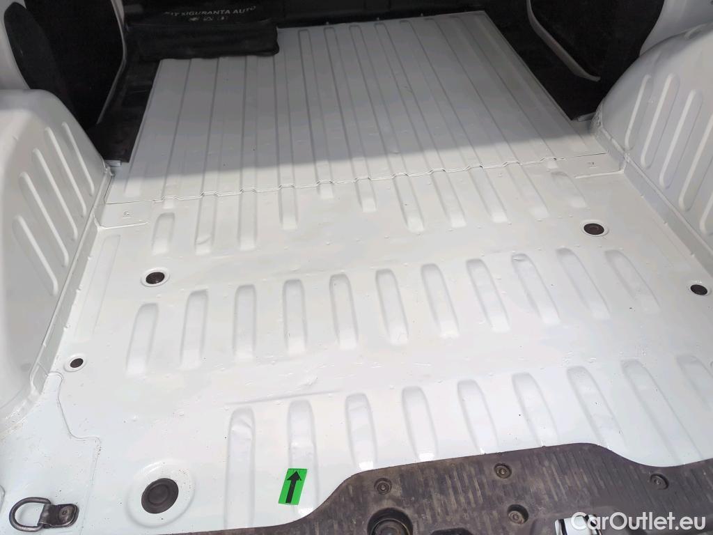  Renault  EXPRESS 1.5 Blue dCi 95CP Confort #46