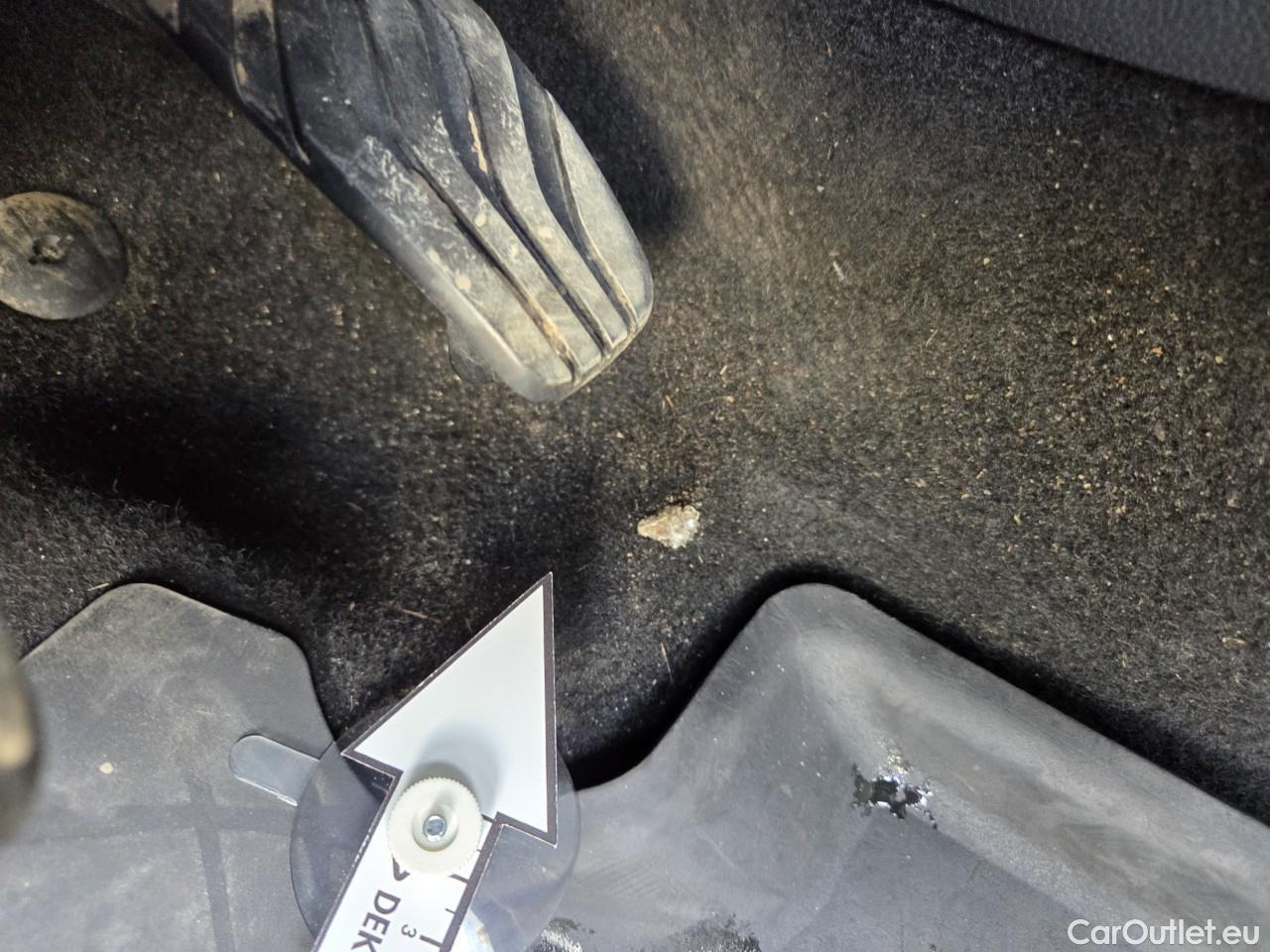  Renault  Clio 1.0 TCe 90CP Life #56