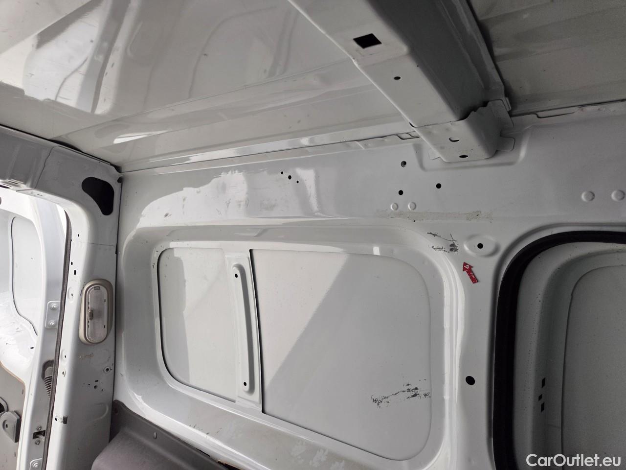  Renault  Kangoo 1.5 Blue dCi 95HP Maxi Confort #70