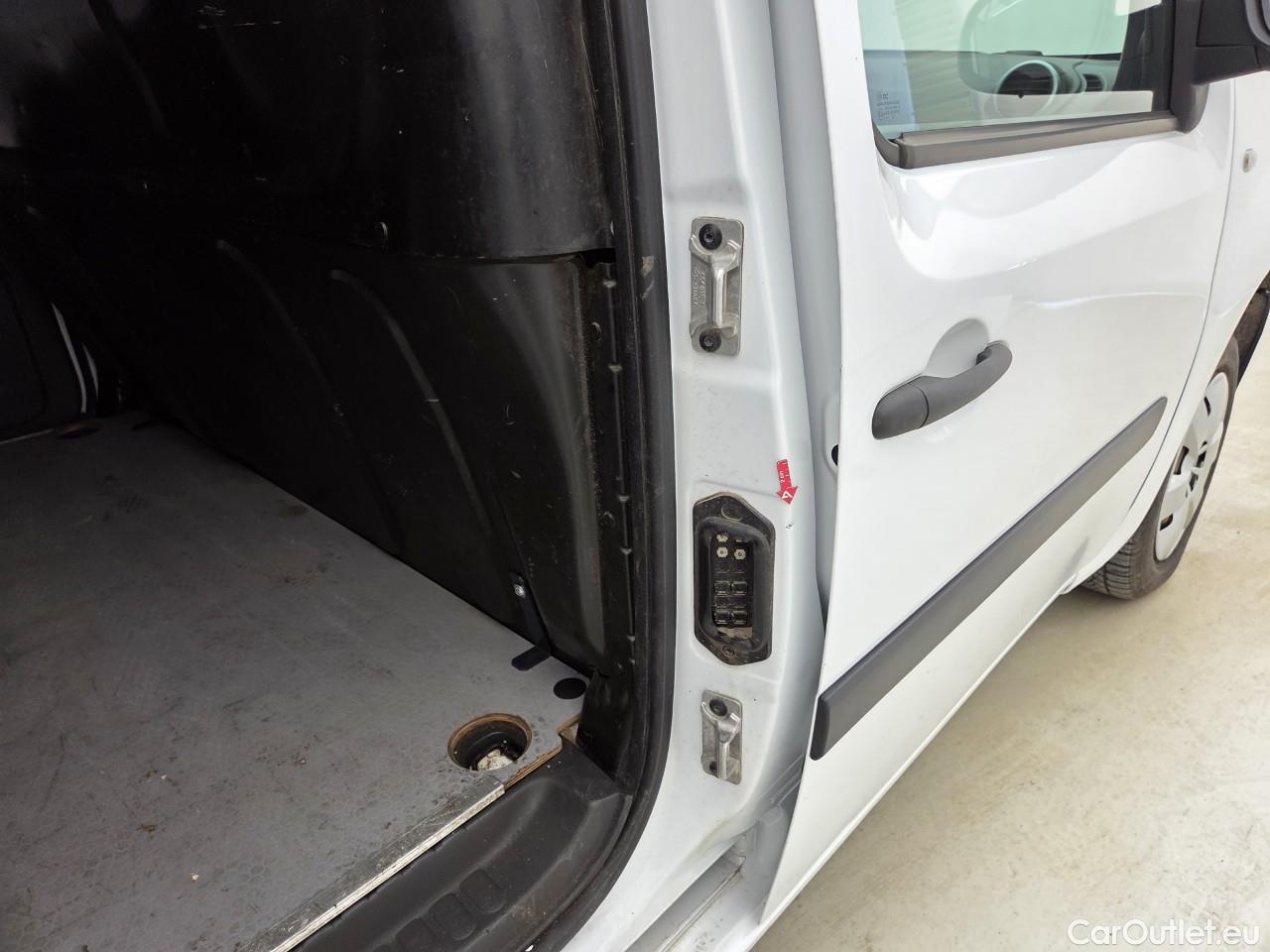  Renault  Kangoo 1.5 Blue dCi 95HP Maxi Confort #24