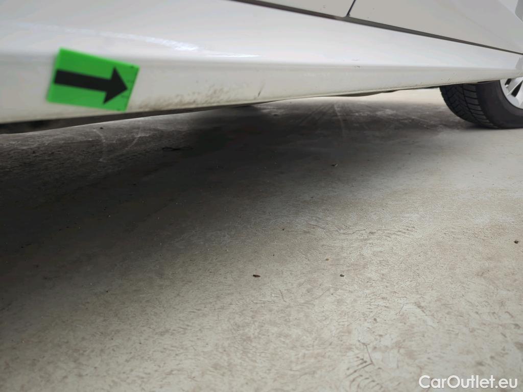  Skoda  Octavia 1.5 TSI 150CP Ambition #25