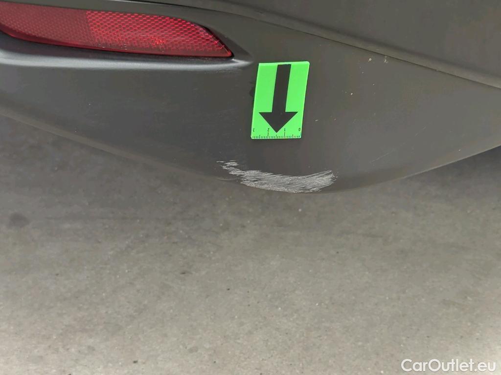  Toyota  Camry 2.5 Hybrid Dynamic E-CVT #4