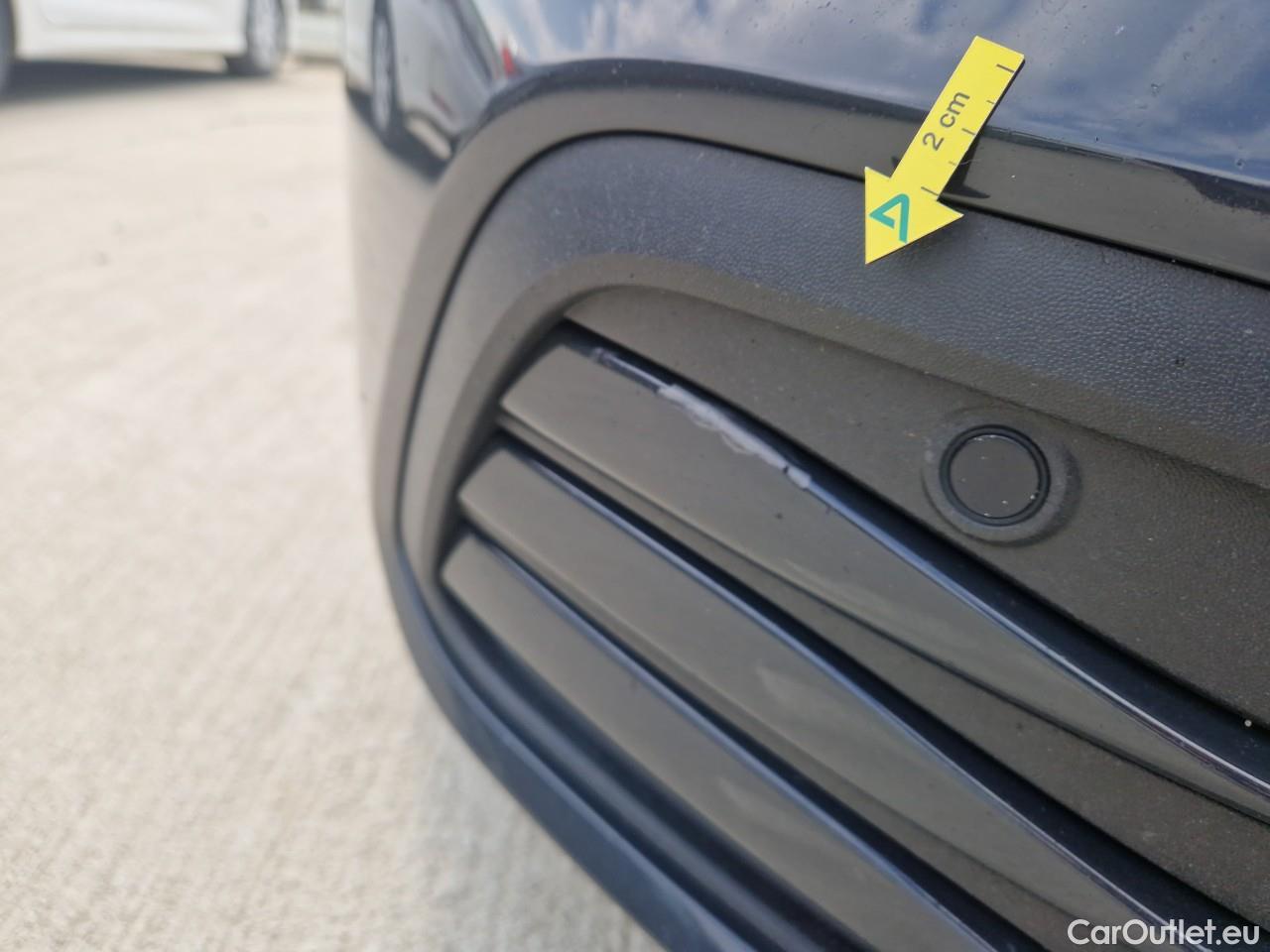  Volkswagen  Golf  Life 1.0 TSI #11