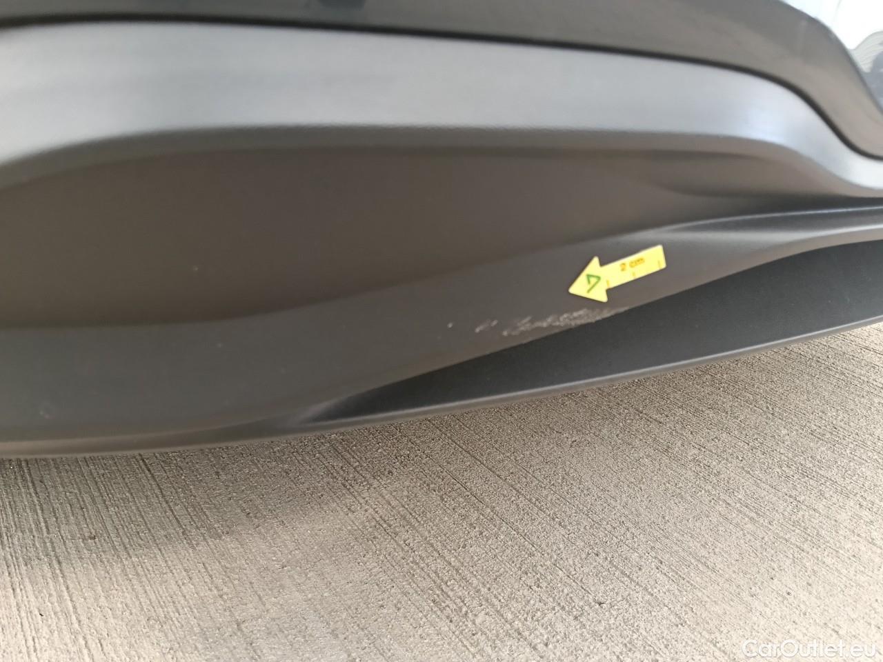  Volkswagen  Golf  Life 1.0 TSI #35