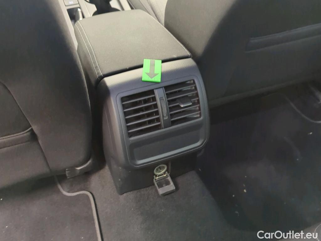  Volkswagen  Passat Comfortline1.5 TSI ACT DSG 150 CP #10