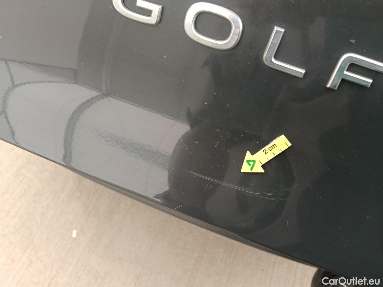  Volkswagen  Golf  Life 1.0 TSI #24