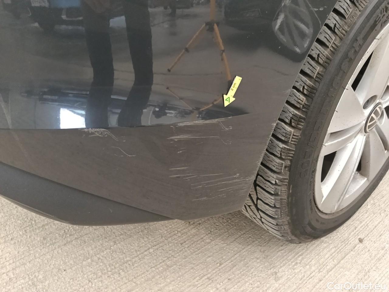  Volkswagen  Golf  Life 1.0 TSI #17