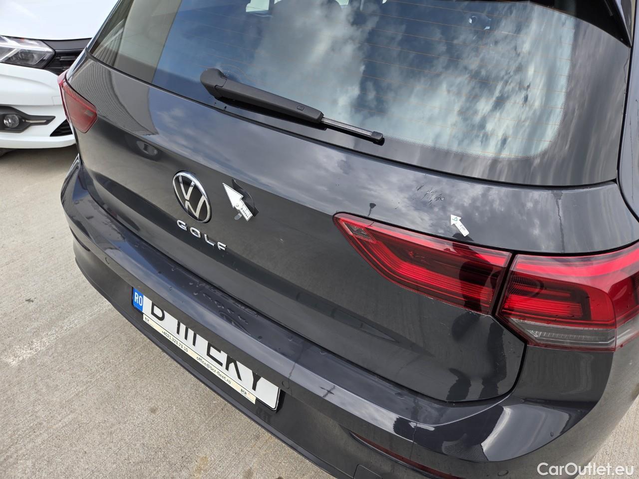  Volkswagen  Golf  Life 1.0 TSI #33