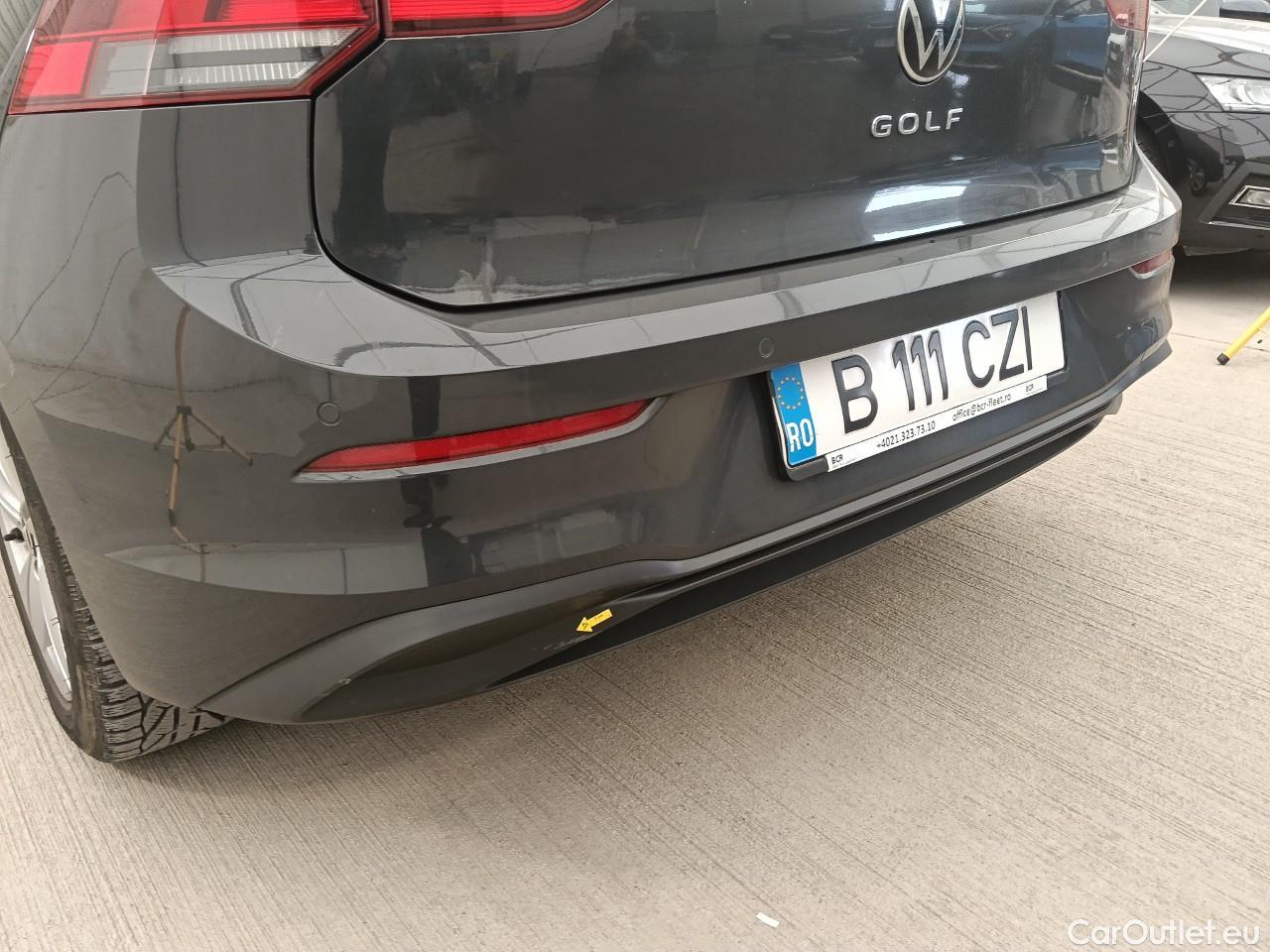  Volkswagen  Golf  Life 1.0 TSI #36