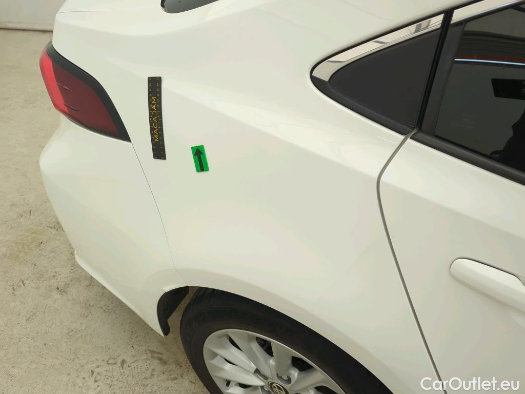  Toyota  Corolla 1.8 Hybrid Dynamic HSD E-CVT #3