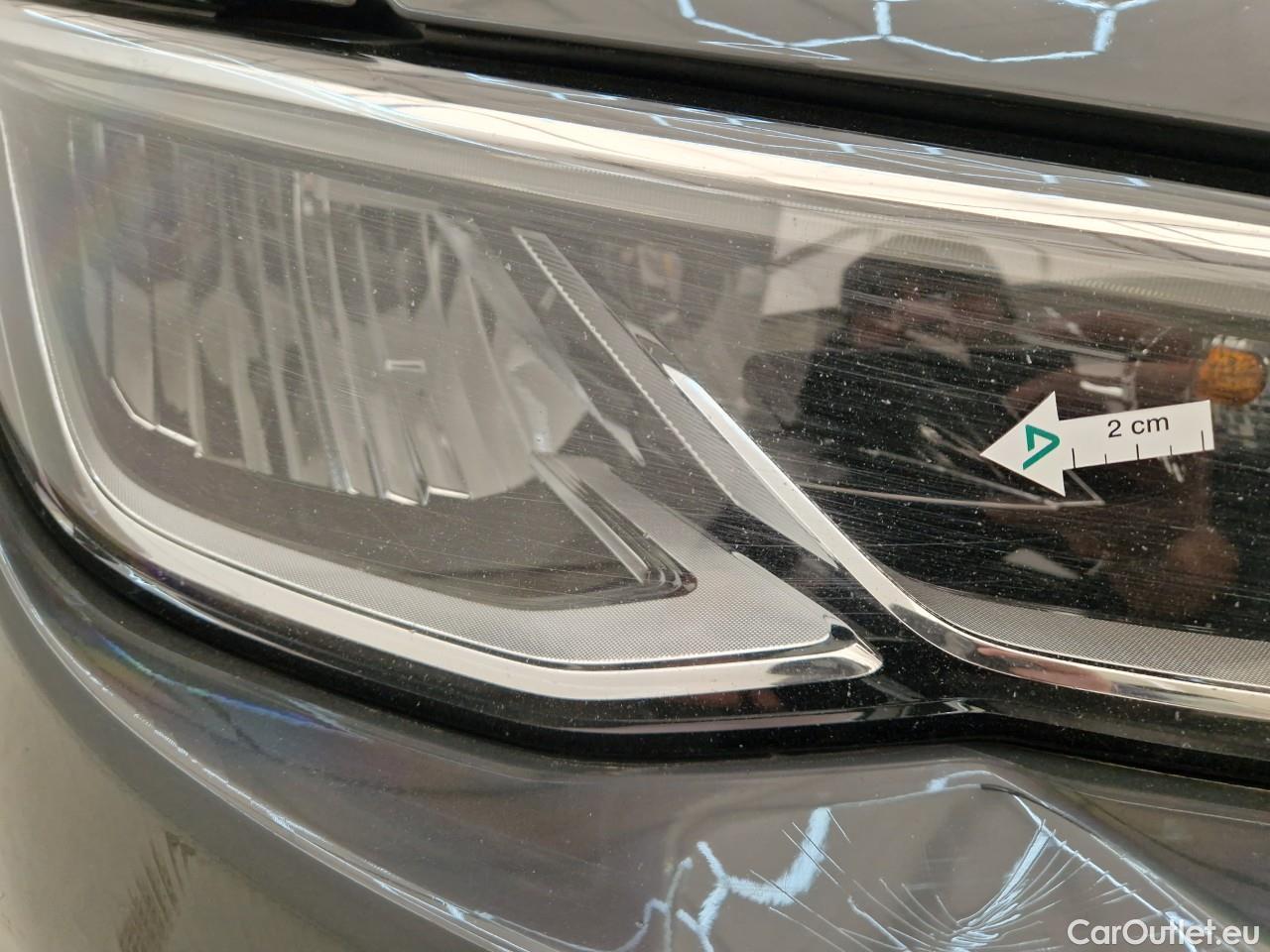  Volkswagen  Golf  Life 1.0 TSI #19