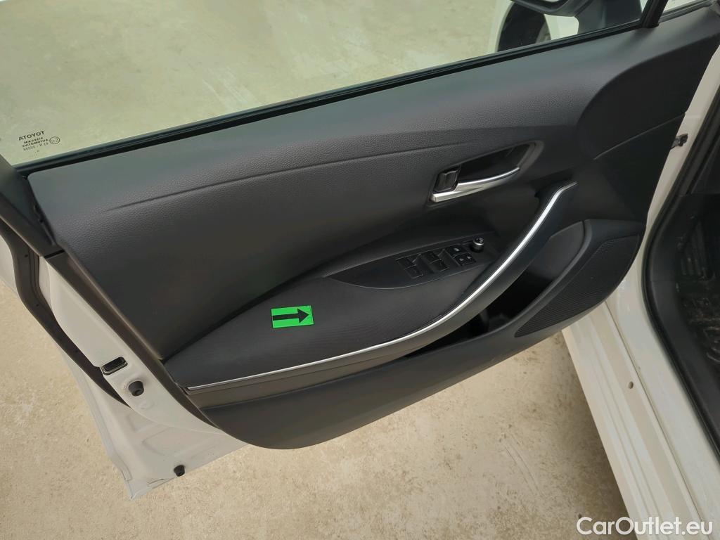  Toyota  Corolla 1.8 Hybrid Dynamic HSD E-CVT #11