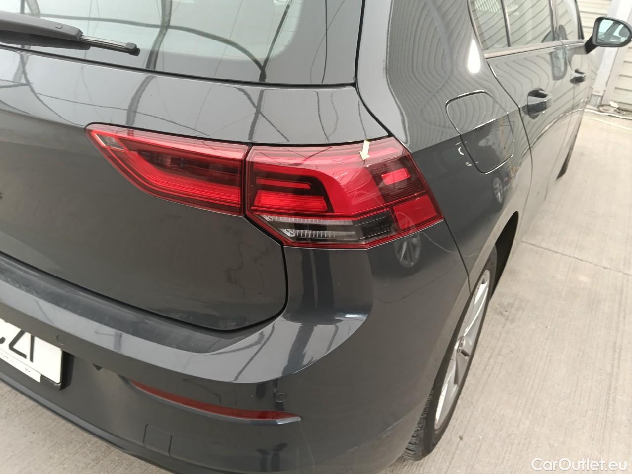  Volkswagen  Golf  Life 1.0 TSI #15