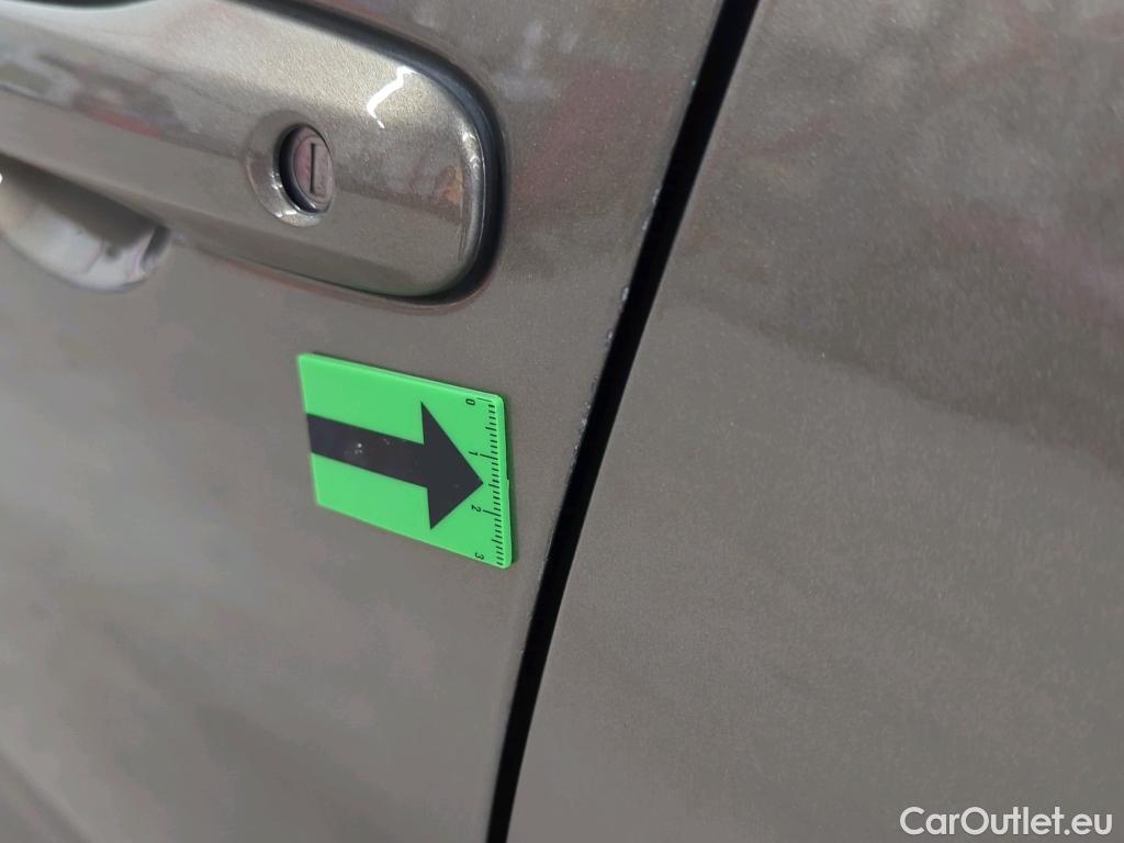  Toyota  Corolla 1.8 Hybrid Dynamic HSD E-CVT #16