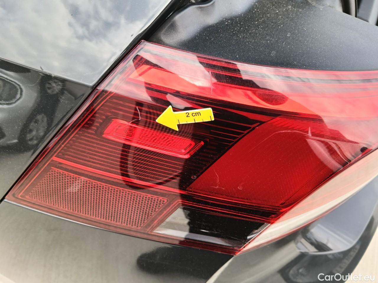  Volkswagen  Golf  Life 1.0 TSI #29