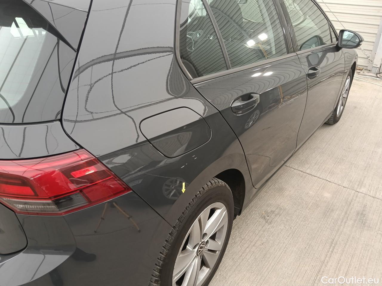  Volkswagen  Golf  Life 1.0 TSI #14