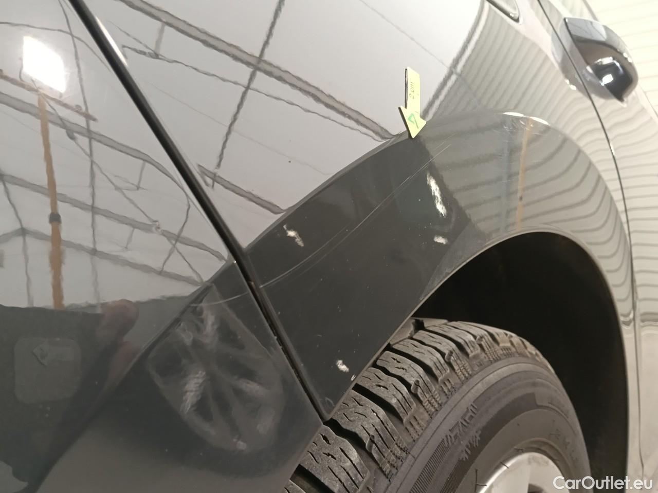  Volkswagen  Golf  Life 1.0 TSI #13