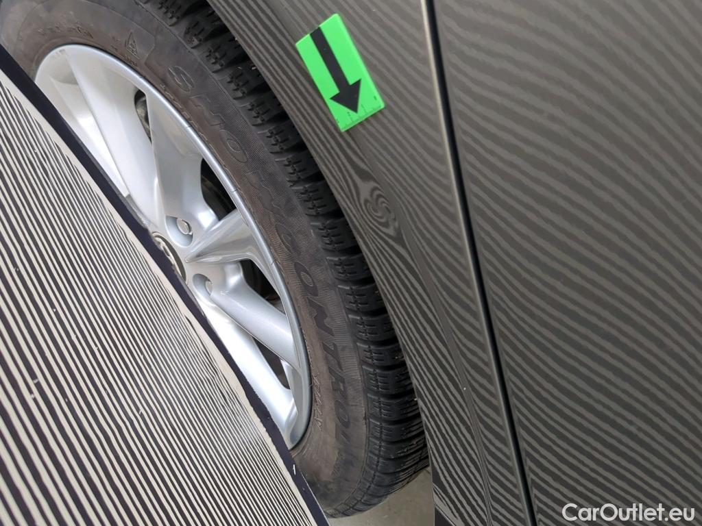  Toyota  Corolla 1.8 Hybrid Dynamic HSD E-CVT #5