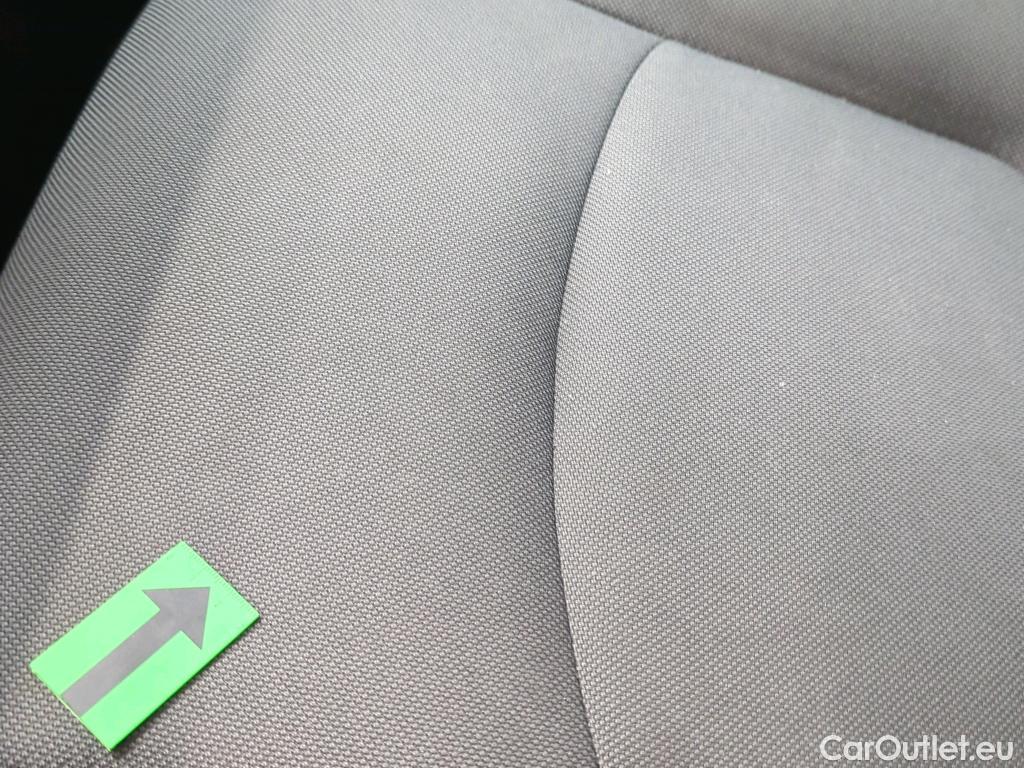  Toyota  Corolla 1.8 Hybrid Dynamic HSD E-CVT #8