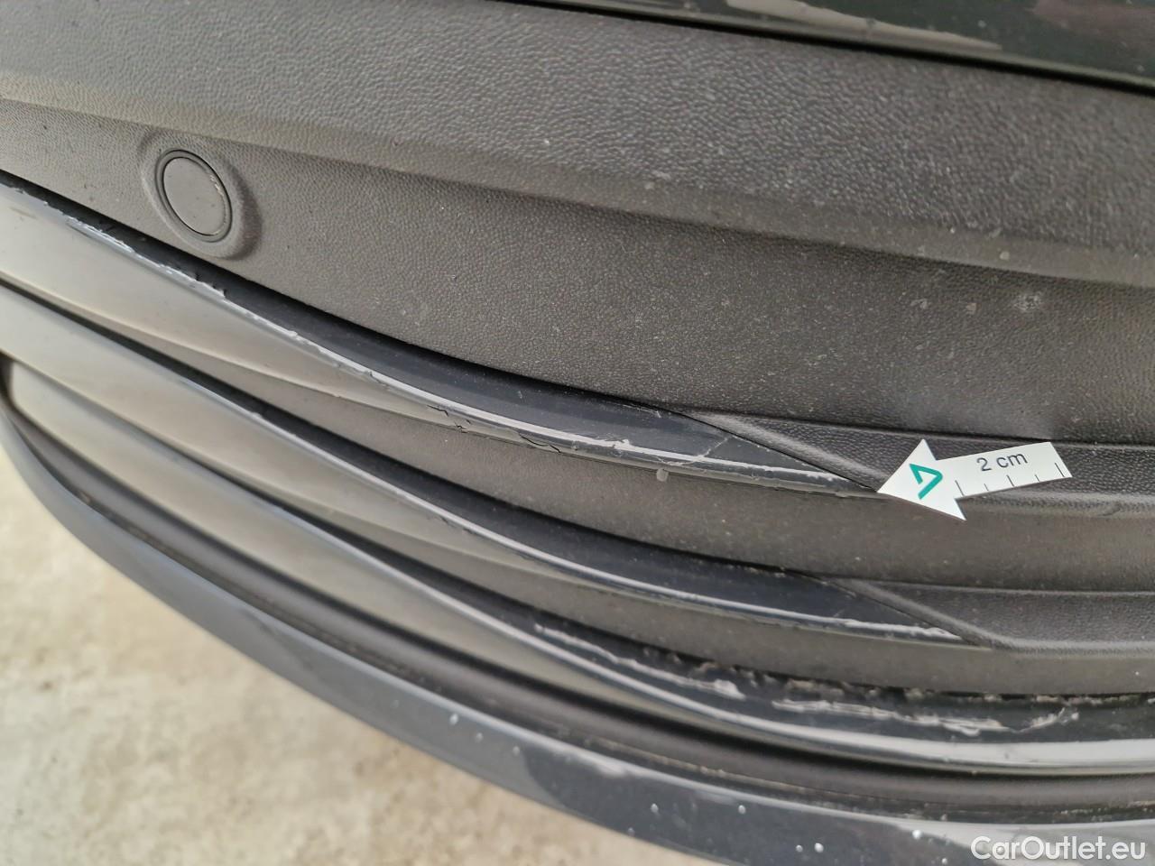  Volkswagen  Golf  Life 1.0 TSI #17