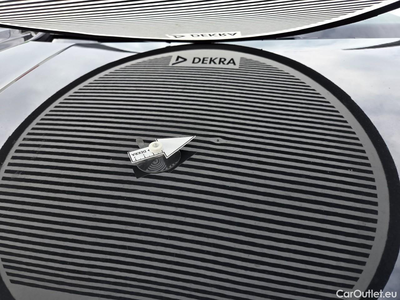  Volkswagen  Golf  Life 1.0 TSI #14