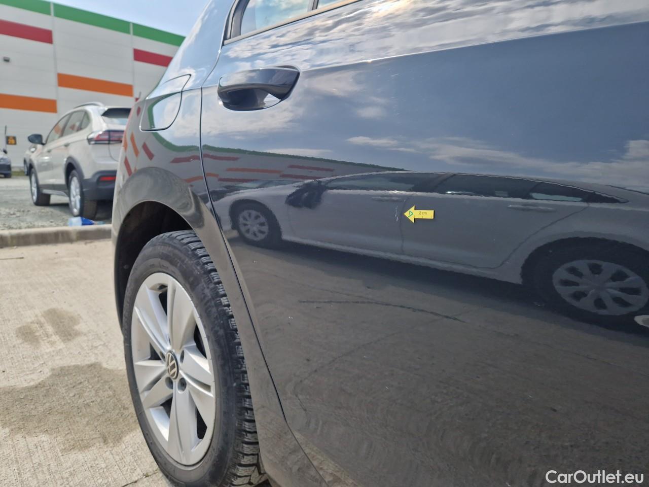  Volkswagen  Golf  Life 1.0 TSI #21