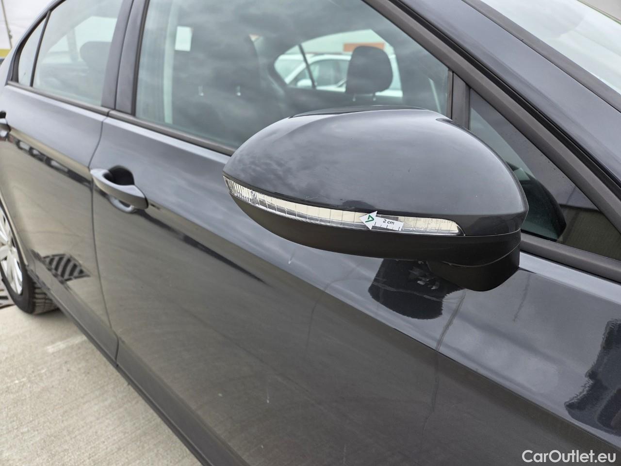  Volkswagen  Passat Advance 1.5 TSI ACT DSG 150 CP #23