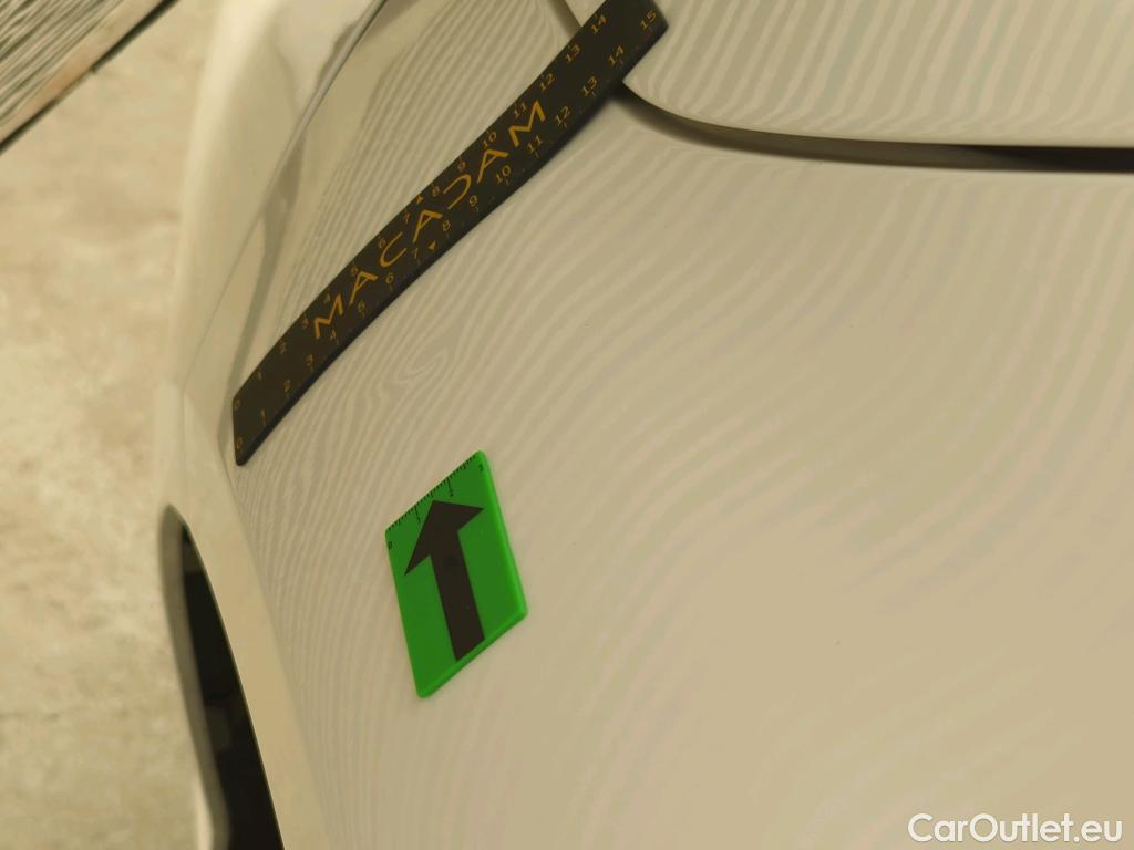  Toyota  Corolla 1.8 Hybrid Dynamic HSD E-CVT #8